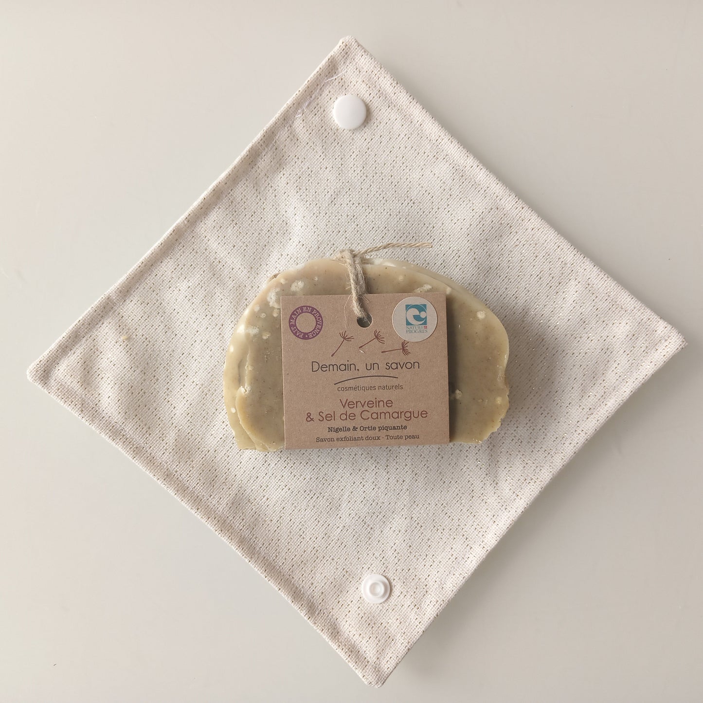 Pochette de transport + savon au choix