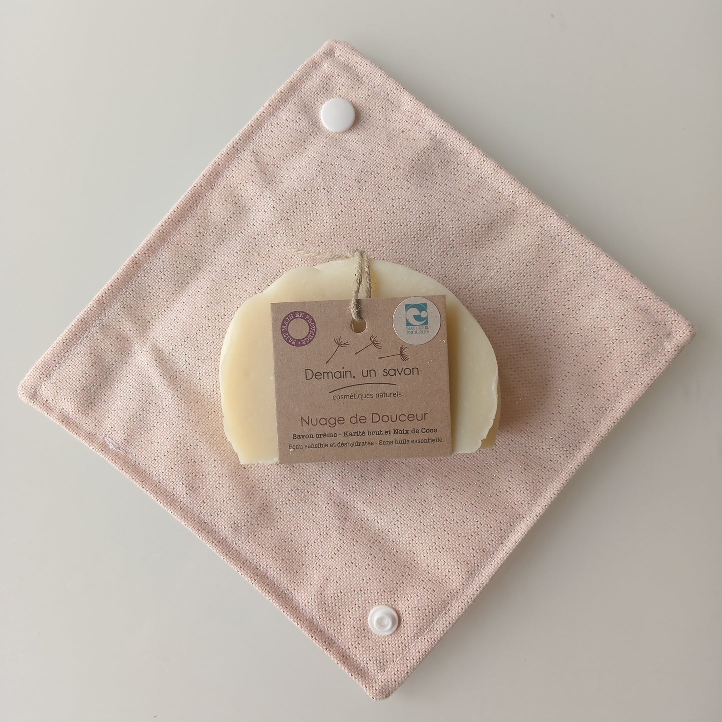 Pochette de transport + savon au choix