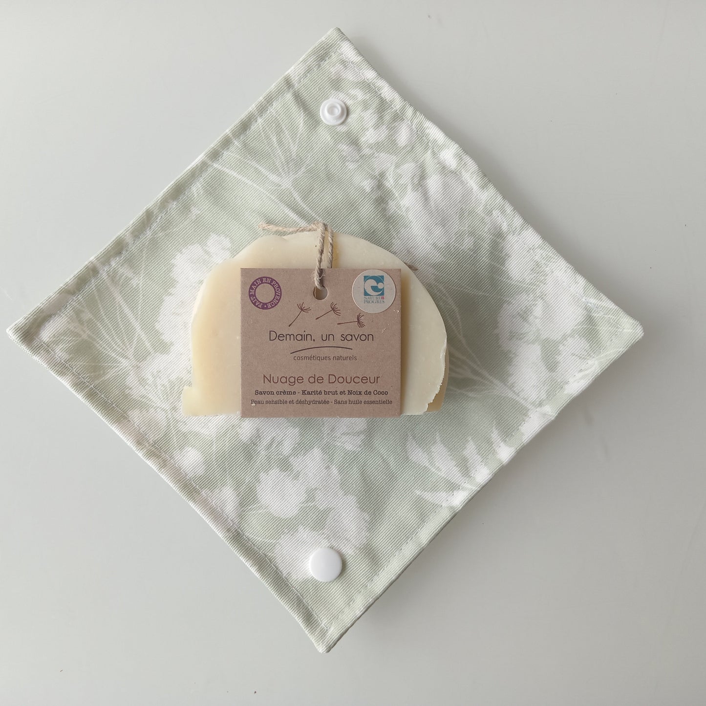 Pochette de transport + savon au choix