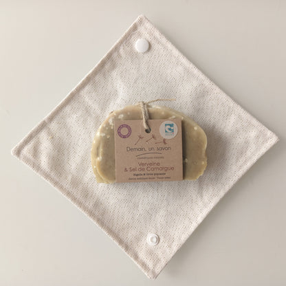 Pochette de transport + savon au choix